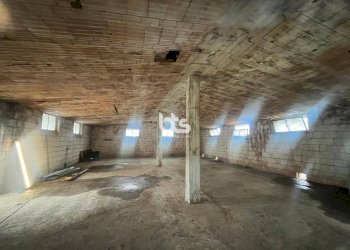 Foto 12 - Magazzino via vizzanga
 
33, Adrara San Rocco - foto 12