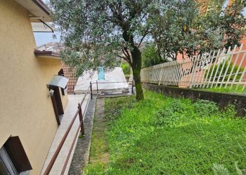 Foto 16 - Bilocale via ronchelli
 
6, Riva di Solto - foto 16