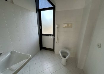 Foto 12 - Commercial Premises via sarnico
11, Capriolo - photo 12