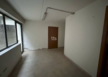 Foto 24 - Commercial Premises via sarnico
11, Capriolo - photo 24