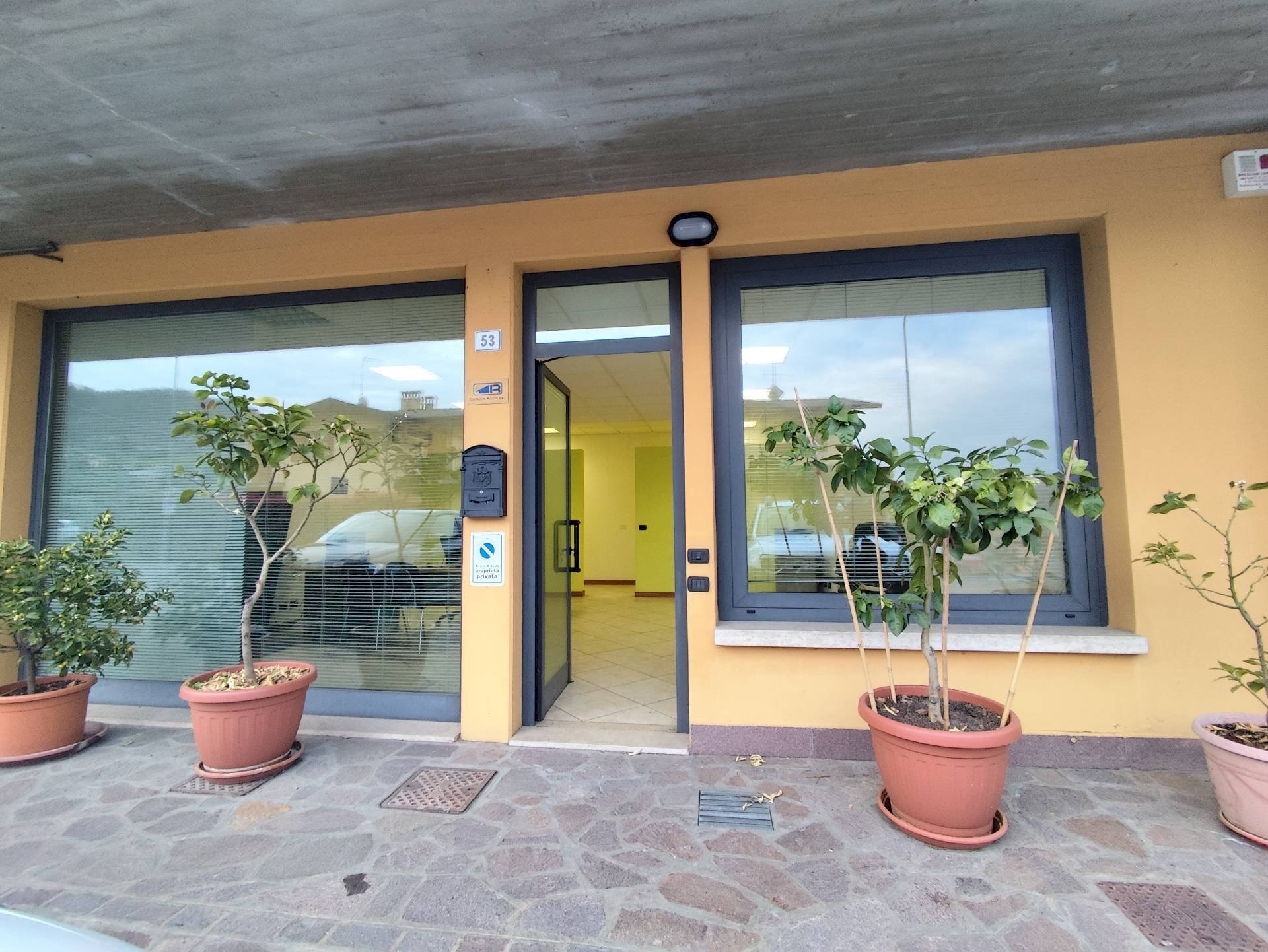 Foto 1 - Attività Commerciale VIA BONINI, Foresto Sparso - foto 1