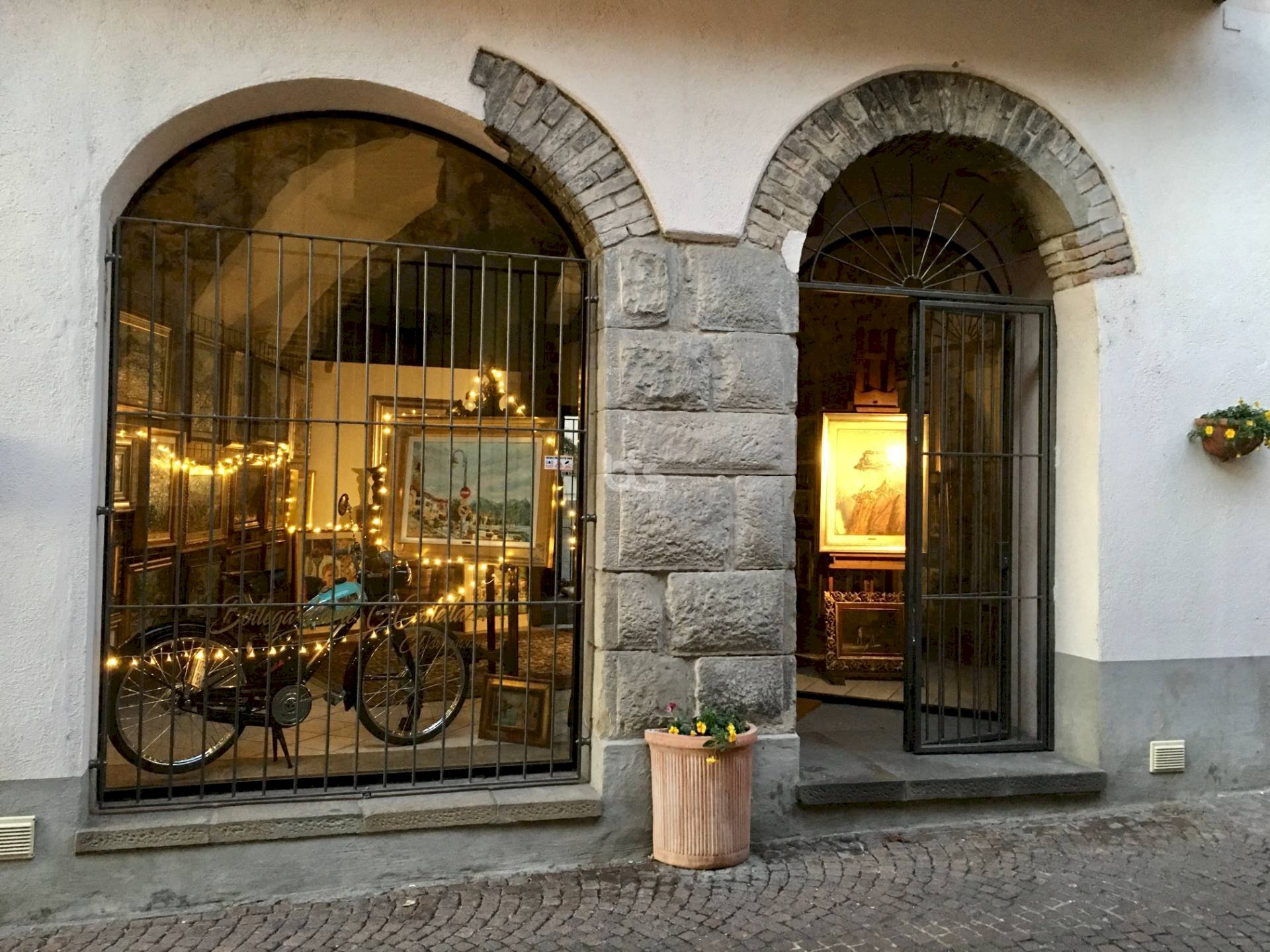 Foto 1 - Locale Commerciale via lantieri, Sarnico - foto 1