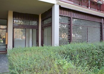 Foto 2 - Commercial Premises L.go Leopardi
 
5, Fidenza - photo 2