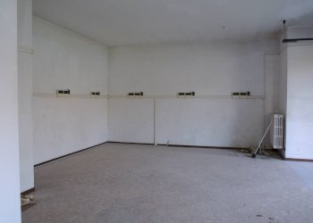 Foto 8 - Commercial Premises L.go Leopardi
 
5, Fidenza - photo 8