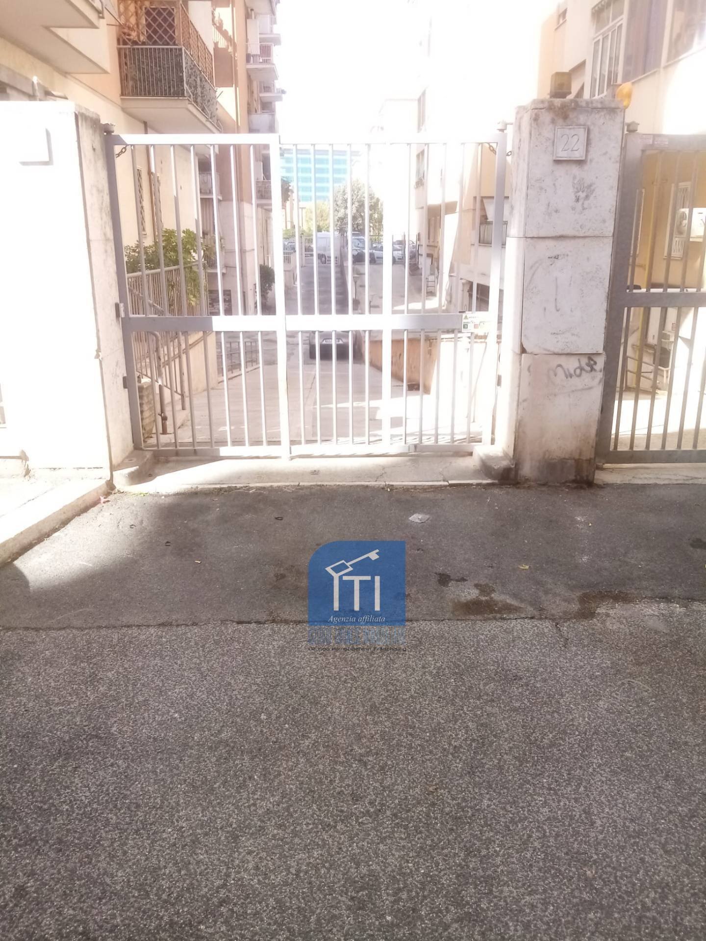 Foto 1 - Magazzino viale c. t. odescalchi, Roma - foto 1