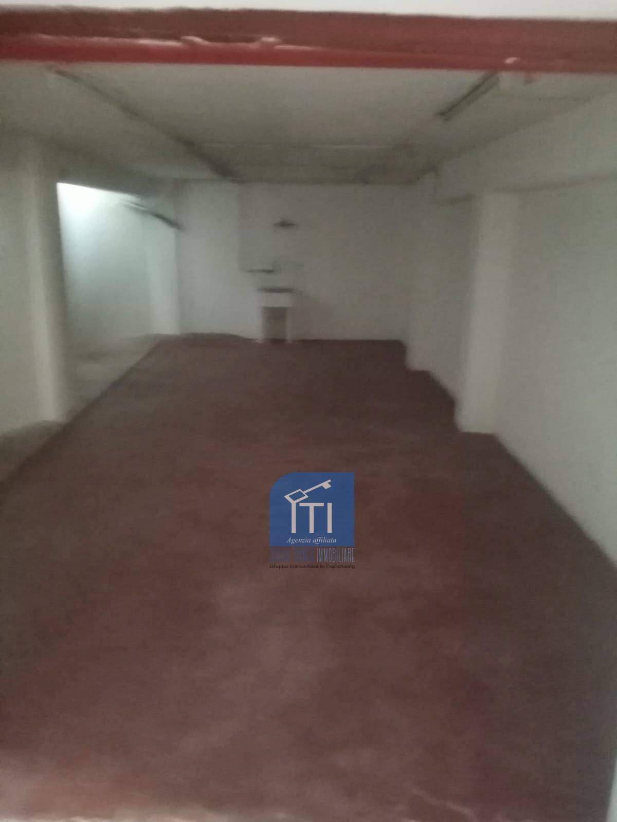 Foto 3 - Magazzino viale c. t. odescalchi, Roma - foto 3