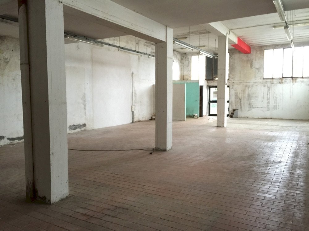 Foto 2 - Commercial Activity via cesare battisti, Ponsacco - photo 2