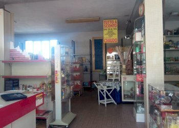 Foto 1 - Attività Commerciale VIA PINETE
 
132, Capannoli - foto 1