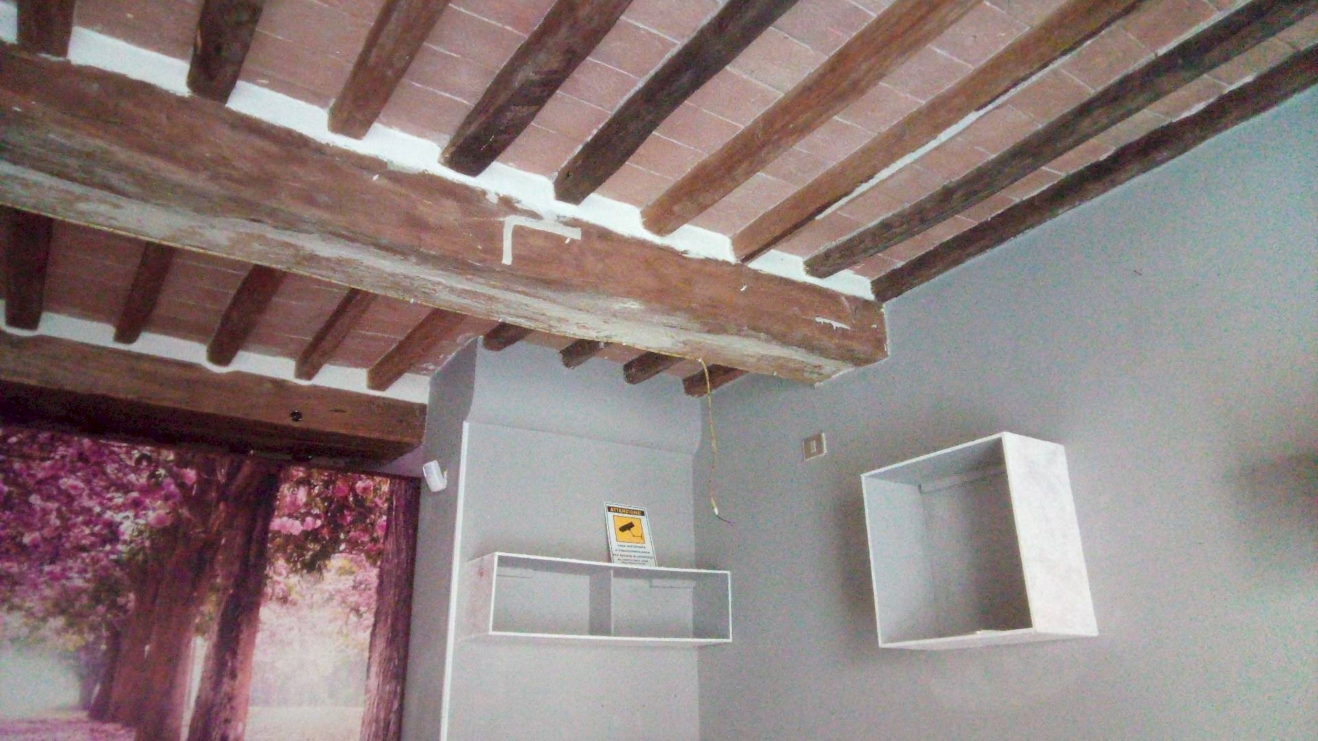 Foto 2 - Attività Commerciale via nazario sauro, Ponsacco - foto 2