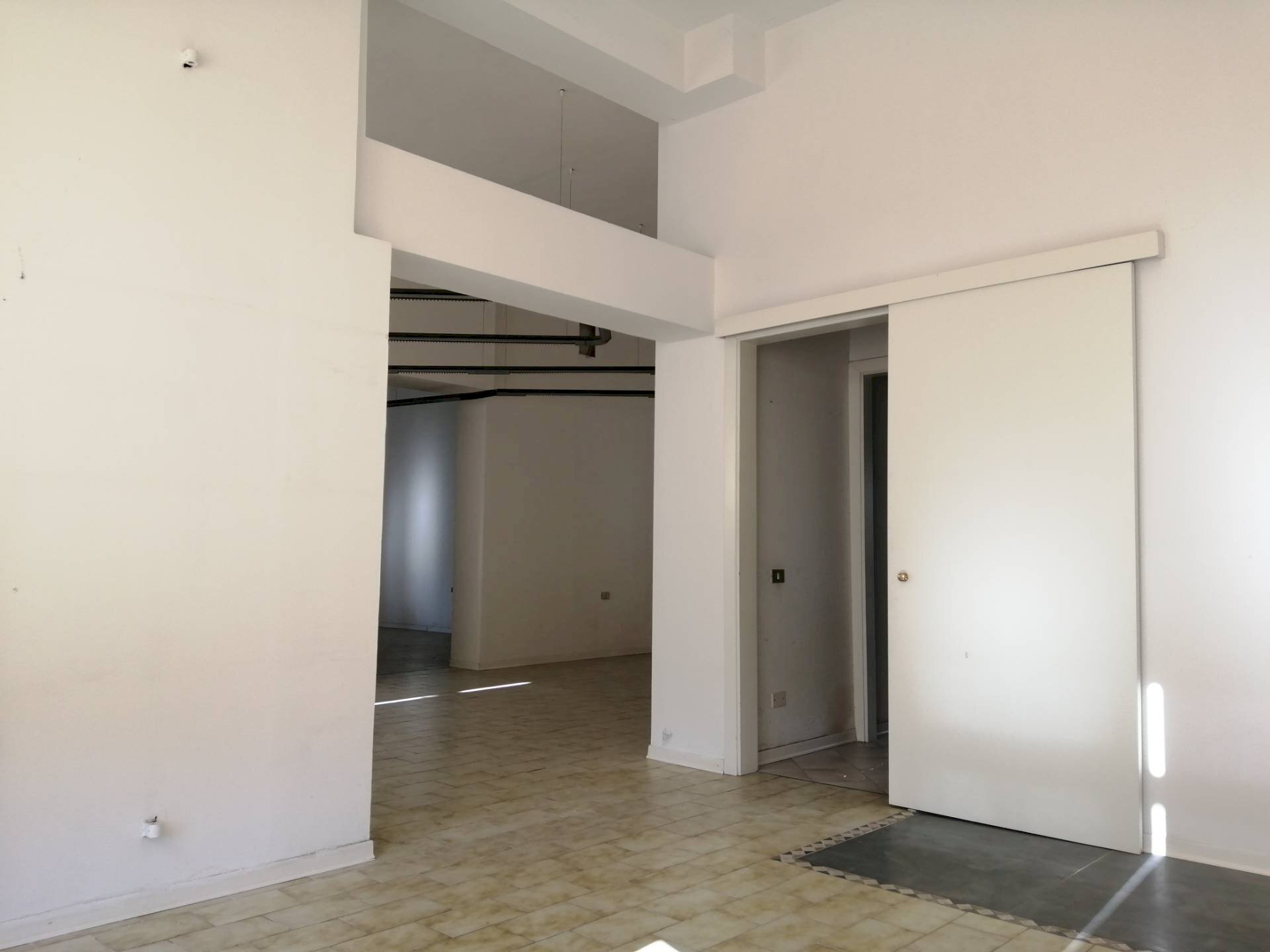 Foto 1 - Commercial Activity via primo maggio, Ponsacco - photo 1