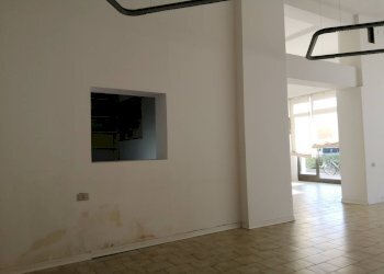 Foto 5 - Commercial Activity via primo maggio, Ponsacco - photo 5