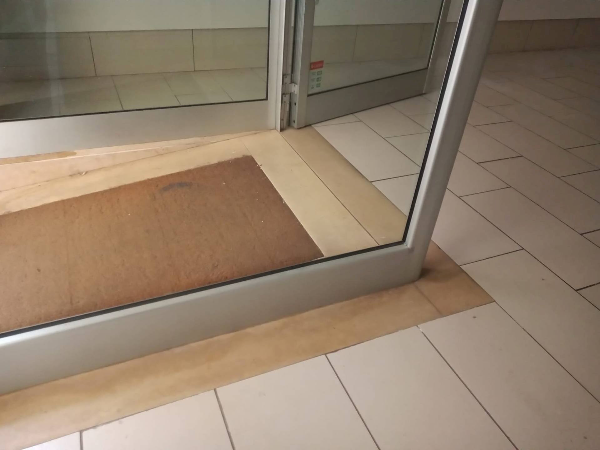 Foto 3 - Attività Commerciale Via Rossini, Pontedera - foto 3