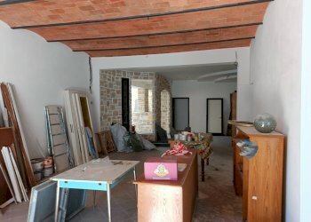 Foto 2 - Attività Commerciale via matteotti, Crespina Lorenzana - foto 2