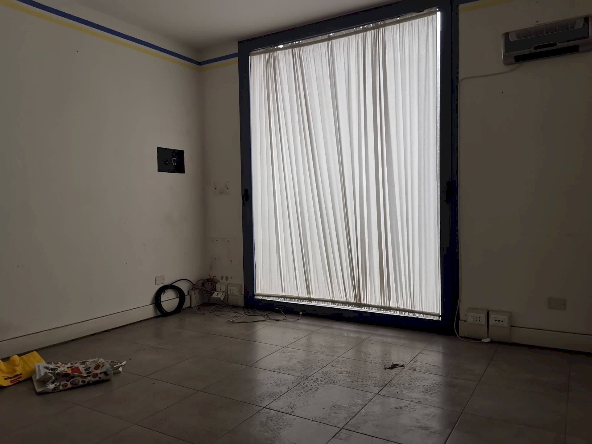 Foto 1 - Commercial Activity via Galilei
 
25, Buti - photo 1