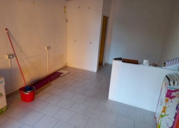 Foto 2 - Attività Commerciale Via Vittorio veneto
 
68, Crespina Lorenzana - foto 2