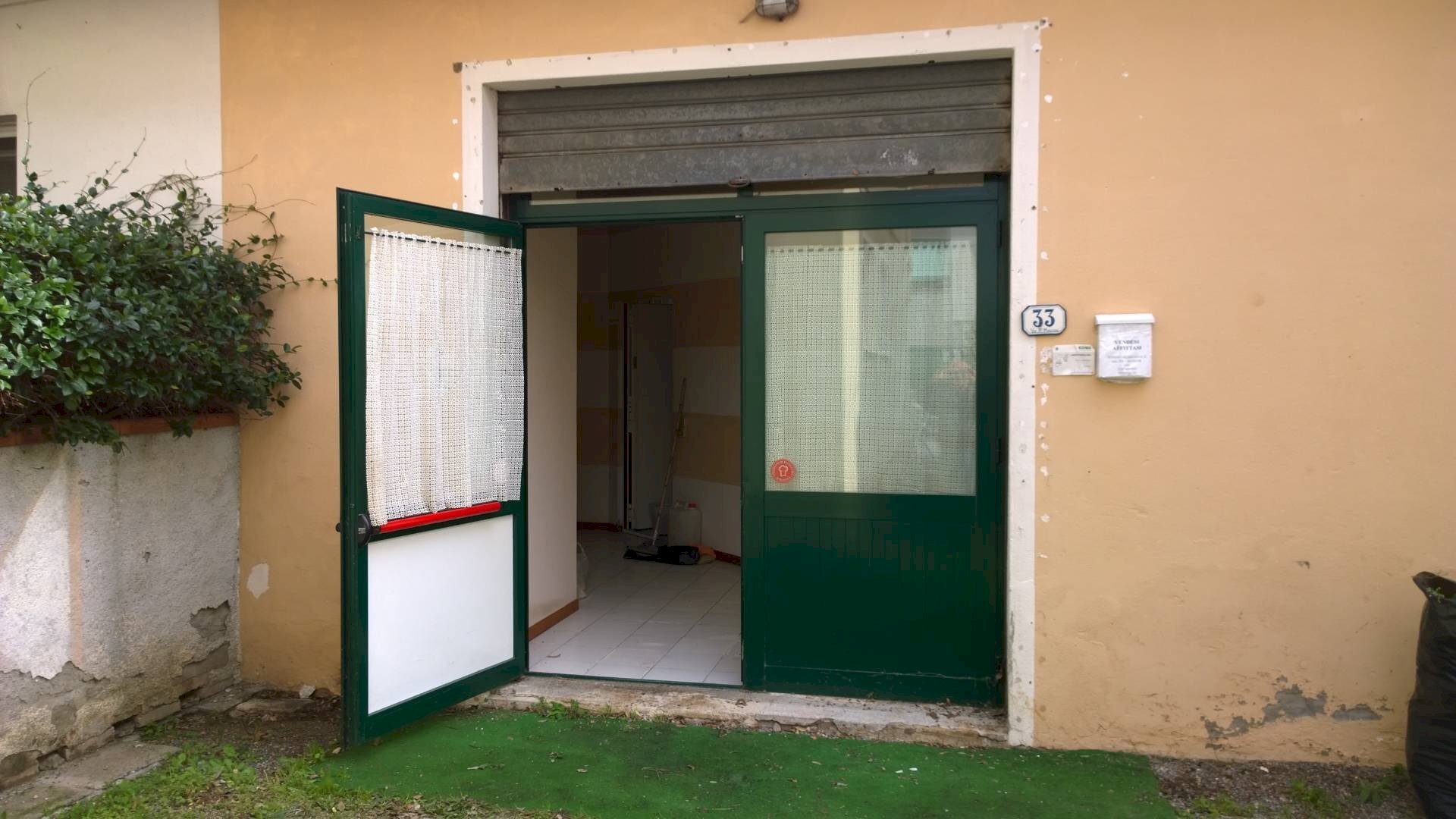 Foto 1 - Attività Commerciale Via Giuseppe Di Vittorio
 
snc, Ponsacco - foto 1