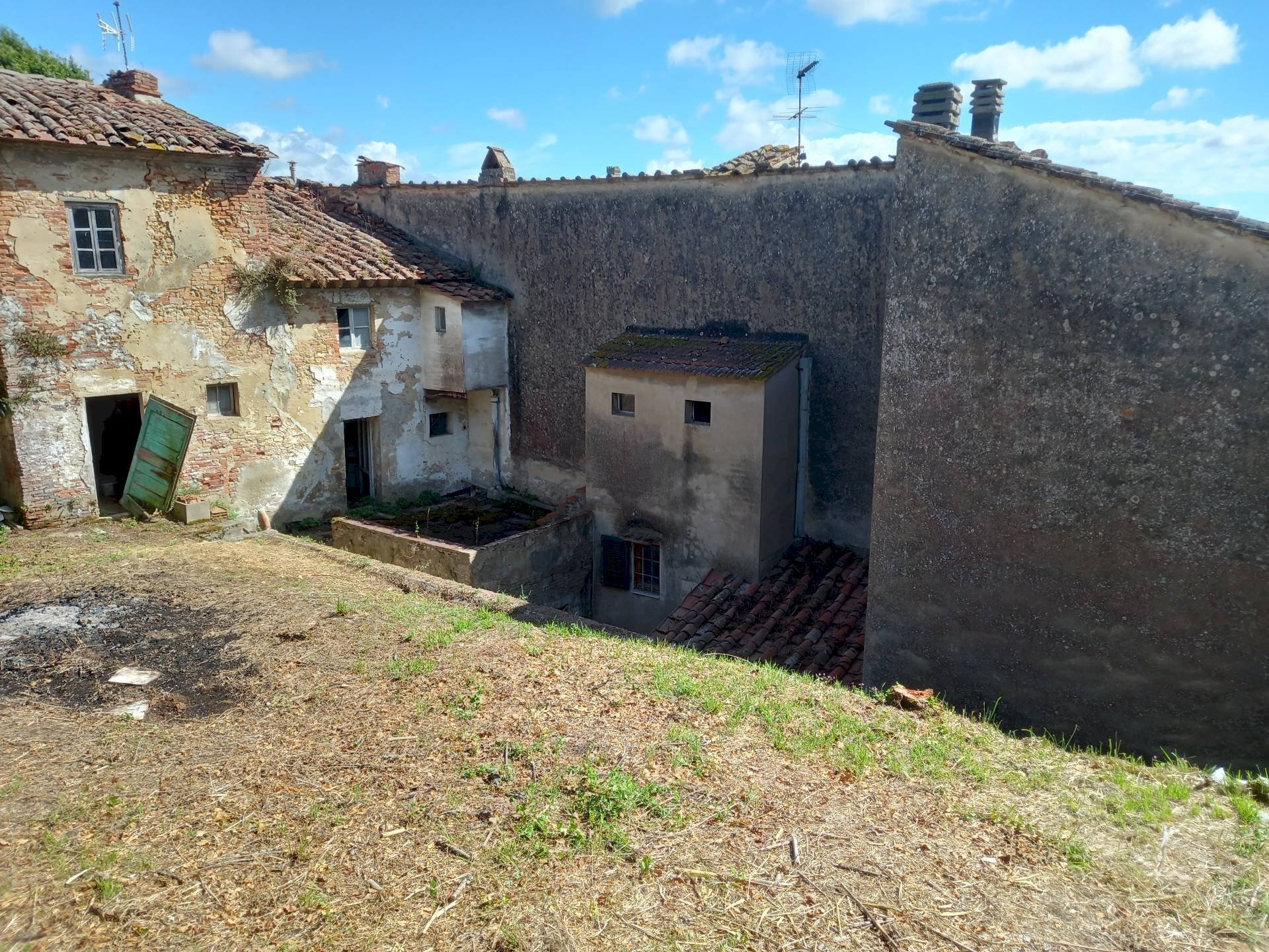 Foto 2 - Casa indipendente Via Bugallo, Crespina Lorenzana - foto 2