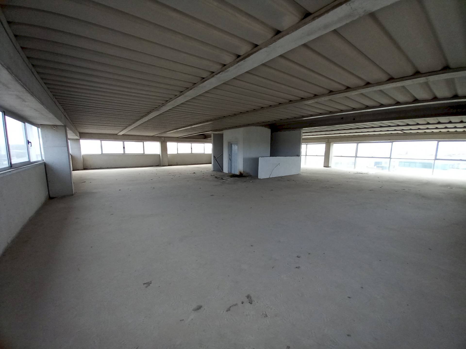 Foto 3 - Attività Commerciale Via Europa
25, Ponsacco - foto 3