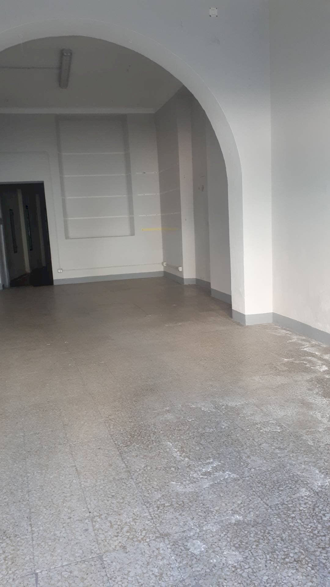 Foto 1 - Attività Commerciale via guidiccioni
 
182, Lucca - foto 1