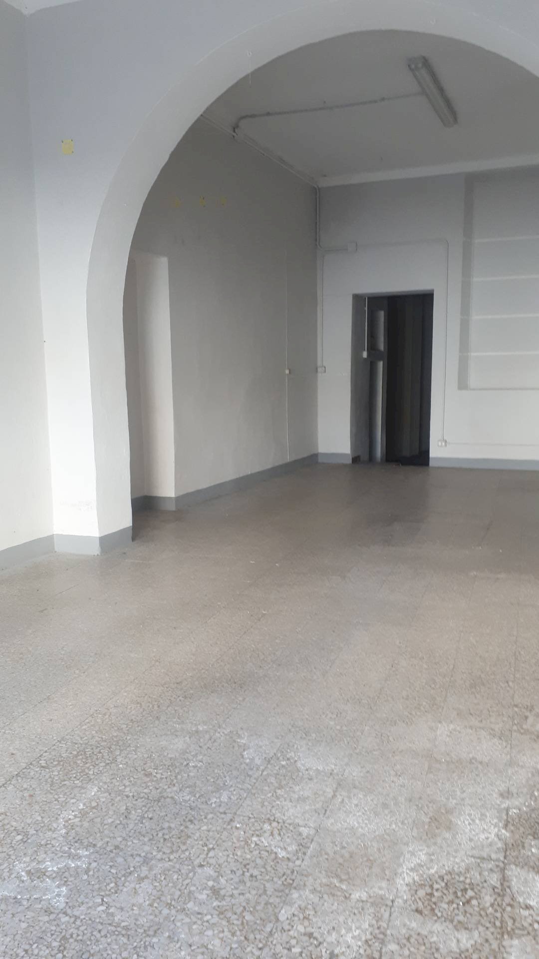 Foto 2 - Attività Commerciale via guidiccioni
 
182, Lucca - foto 2