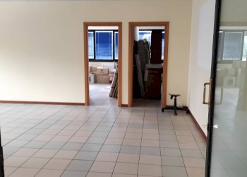 Foto 1 - Ufficio Via Sarzanese
 
90, Lucca - foto 1