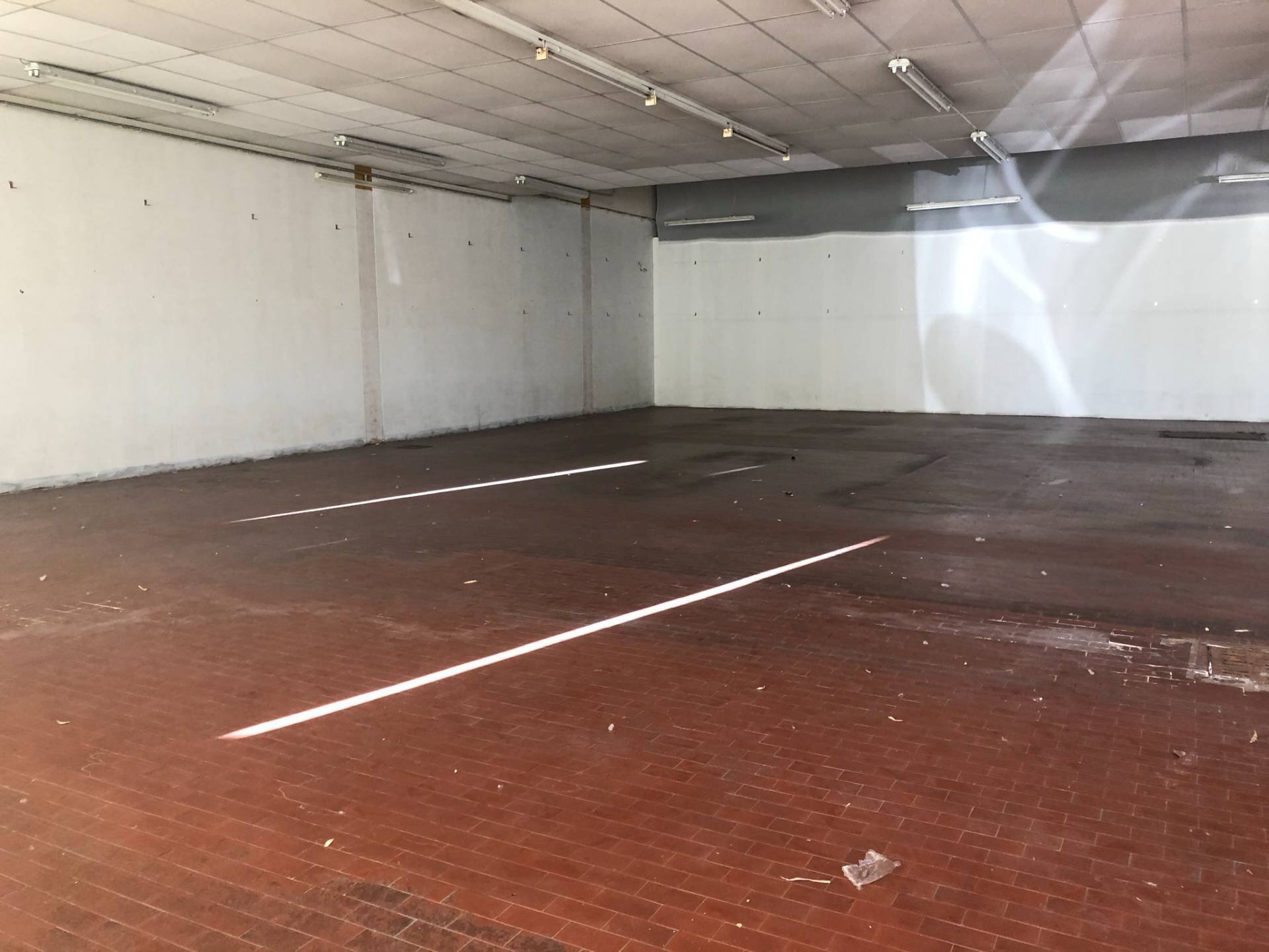 Foto 2 - Attività Commerciale Via Barcaioli, Altopascio - foto 2