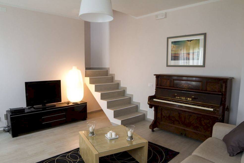 Soggiorno - Casa indipendente Via dei Falegnami, Massarosa - foto 2