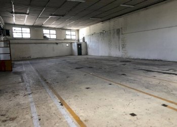 Foto 1 - Attività Commerciale Via Sarzanese Sud, Massarosa - foto 1