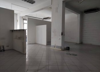 Foto 1 - Attività Commerciale via fratelli rosselli, Altopascio - foto 1