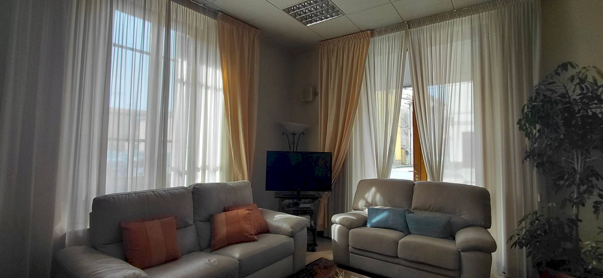 Foto 2 - Attività Commerciale corso roma
 
6, Montecatini-Terme - foto 1