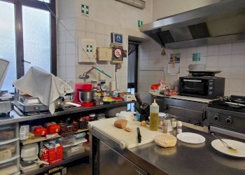 Foto 8 - Attività Commerciale corso roma
 
6, Montecatini-Terme - foto 7