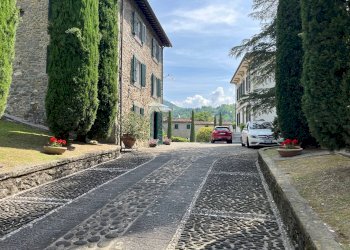 Foto 3 - Villa a Schiera via di lima
 
1, Bagni di Lucca - foto 3