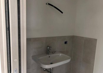 Foto 8 - Attività Commerciale via carlo piaggia
 
1, Lucca - foto 4