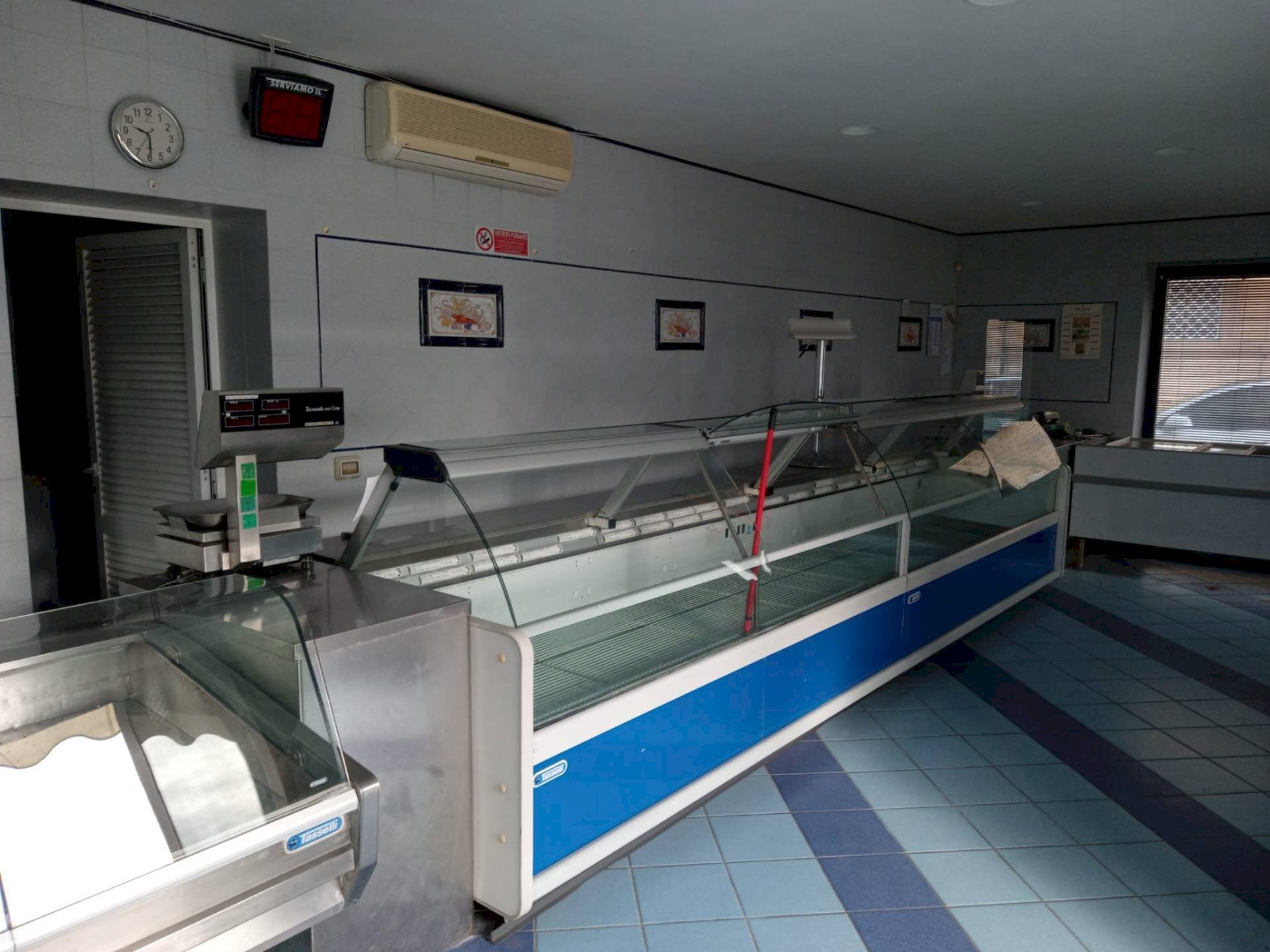 Foto 1 - Commercial Activity viareggio, Viareggio - photo 1