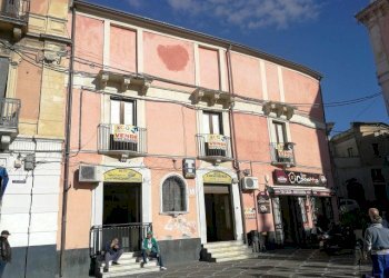 Foto 1 - Negozio Paterno - foto 1