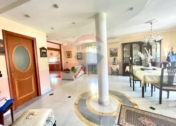 Sala da pranzo - Villa Marano di Napoli - photo 24