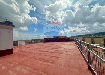 Terrazza - Monolocale Via Adige
 
6, Marano di Napoli - foto 9