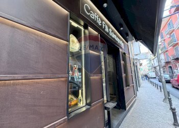 Edificio all\'aperto - Cafeteria - Cold Bar CORSO UMBERTO I
 
58, Marano di Napoli - photo 2
