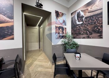 Sala da pranzo - Cafeteria - Cold Bar CORSO UMBERTO I
 
58, Marano di Napoli - photo 22