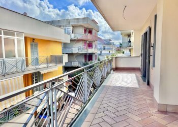 Balcone - Villa Papa Giovanni Paolo I
 
4, Mugnano di Napoli - photo 46