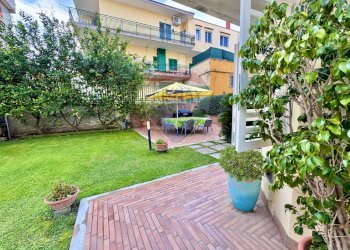 Giardino - Villa Papa Giovanni Paolo I
 
4, Mugnano di Napoli - photo 59