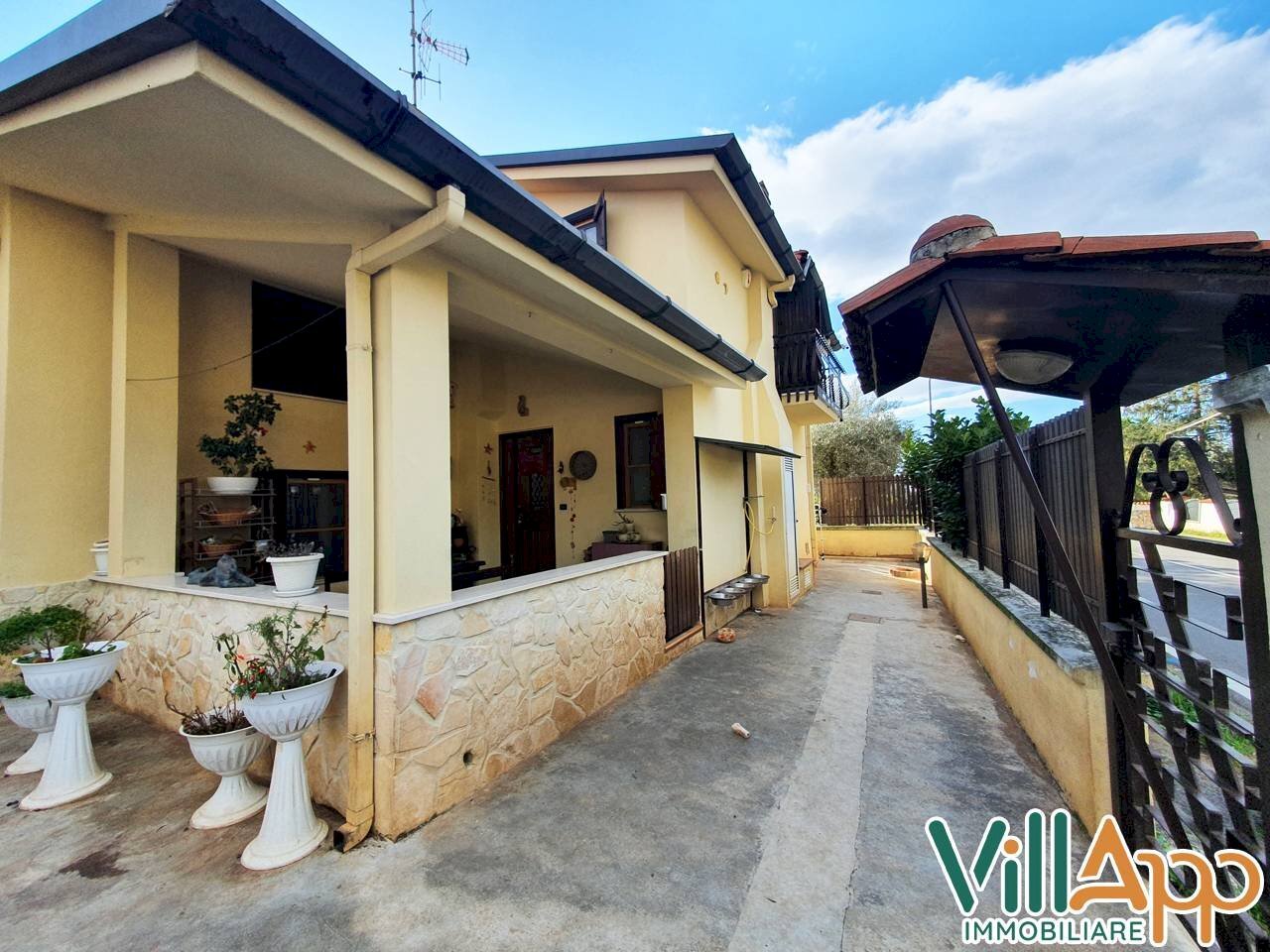 Foto 16 - Villa Via provinciale per lenola
 
20, Fondi - floor plans 1