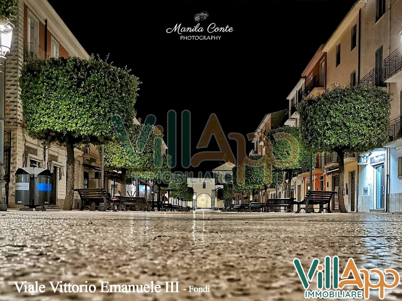 Foto 4 - Commercial Premises Corso Appio Claudio
 
3333, Fondi - photo 3