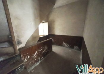 Foto 11 - Quadrilocale Via Camillo Benso di Cavour
 
32, Fondi - foto 9