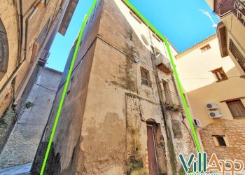 Foto 2 - Villa Via Camillo Benso di Cavour
 
32, Fondi - foto 2