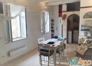 Foto 1 - Bilocale Via I Ripa
 
15, Sperlonga - foto 1