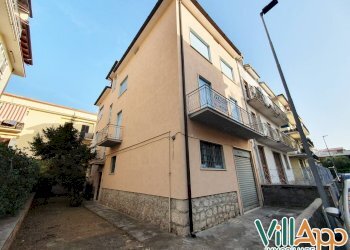 Foto 2 - Villa Via Bettino Ricasoli
 
17, Fondi - foto 2