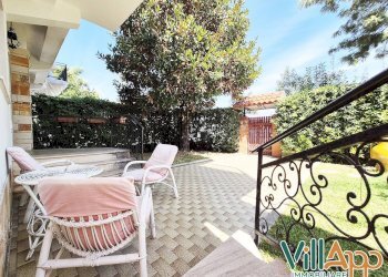 Foto 6 - Villa Viale delle Rose
 
15, Fondi - foto 4