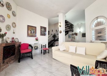 Foto 10 - Villa Viale delle Rose
 
15, Fondi - foto 8