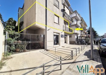 Foto 2 - Quadrilocale Via Ponte Nuovo
 
37, Fondi - foto 2